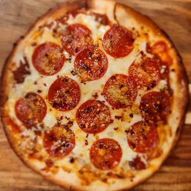Pepperoni pizza